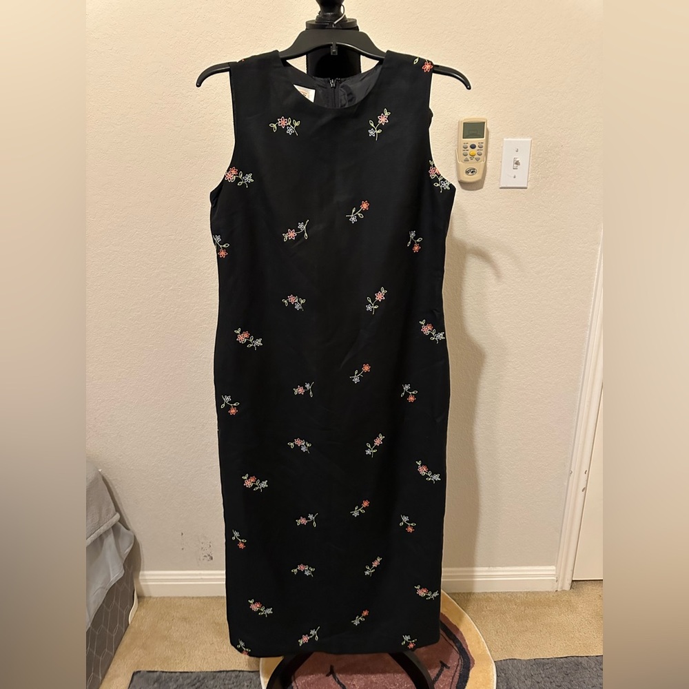 Talbots Linen Dress Maxi Sleeveless Black Floral Embroidered Lined. Size 8. - Picture 2 of 14